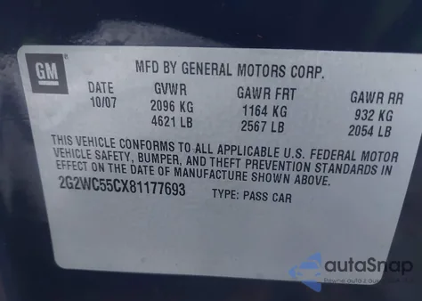 2008 Pontiac Grand Prix Gxp z USA, uszkodzony, nr VIN 2G2WC55CX81177693